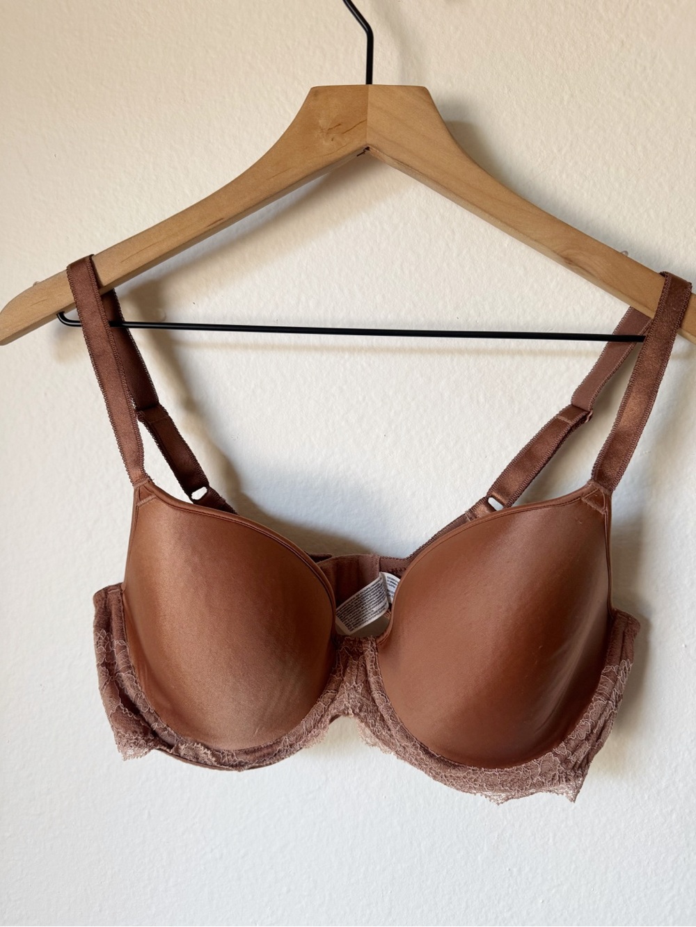 Wacoal | Lace Affair Underwire Contour Bra